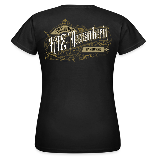 Hübsches Frauen T-Shirt mit nostalgischem KFZ-Mechanikerin-Design von Spreadconnect, bequem und modisch.