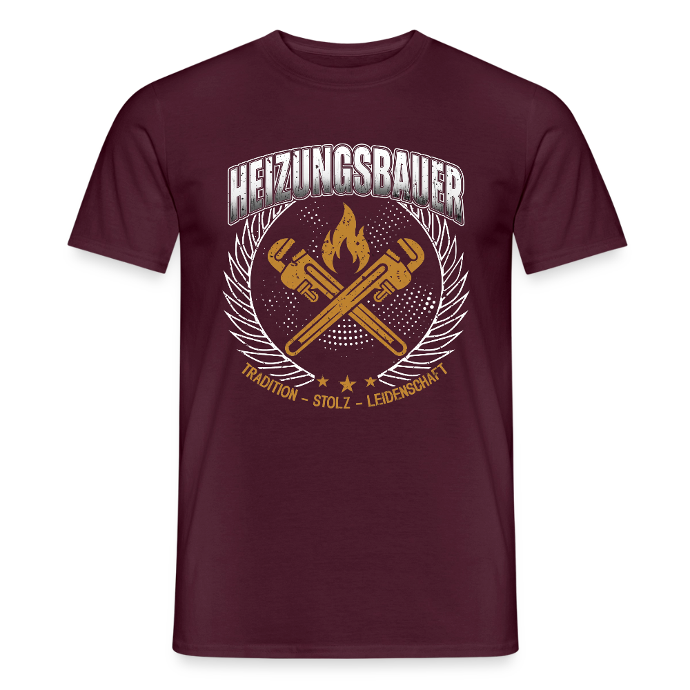 Unisex Heizungsbauer T-Shirt von Spreadconnect, bequemes Männer T-Shirt mit Traditionsdesign, auf weißem Hintergrund sichtbar.