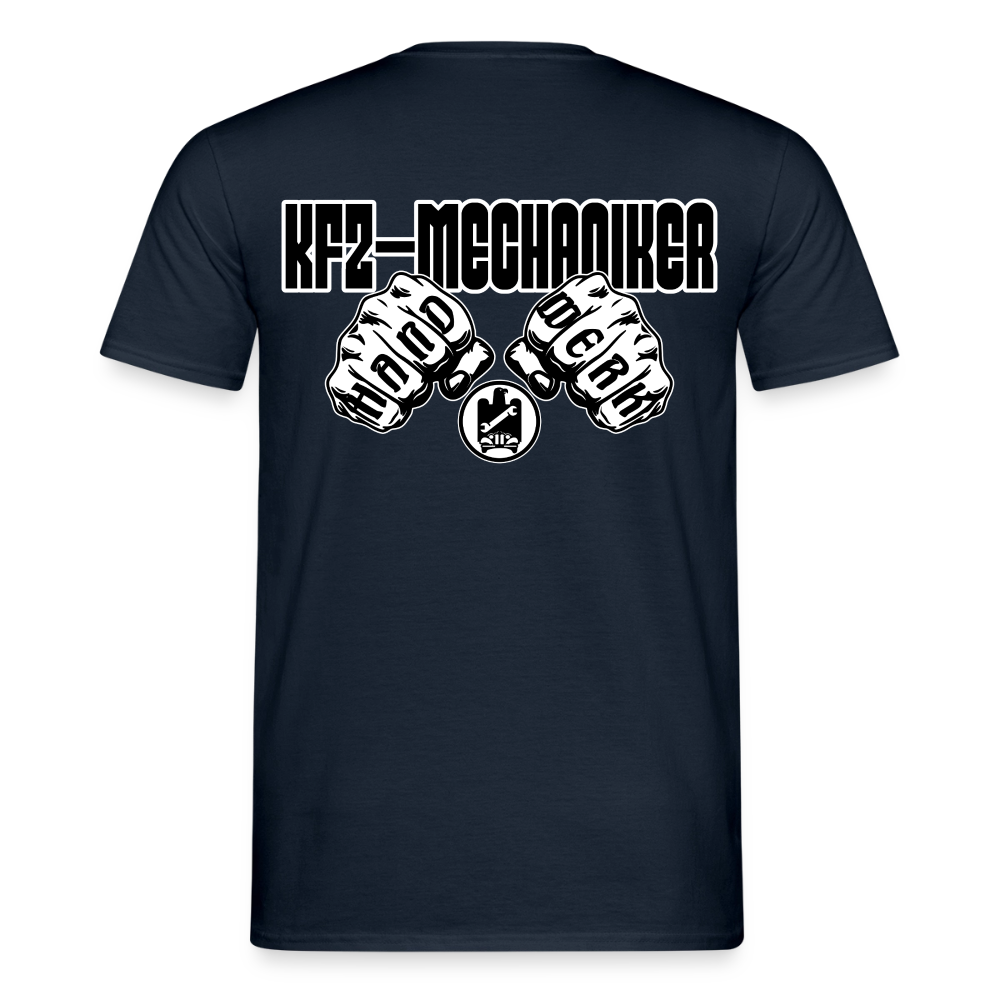 Unisex KFZ-Mechaniker T-Shirt von Spreadconnect, bequemes Männer T-Shirt mit Mechaniker-Design, aus weichem Baumwollstoff.