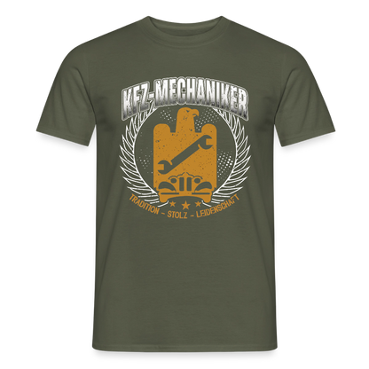 Unisex KFZ-Mechaniker T-Shirt von Spreadconnect, bequemes Männer T-Shirt mit traditionellem Design, sichtbares Druckmuster auf der Vorderseite.
