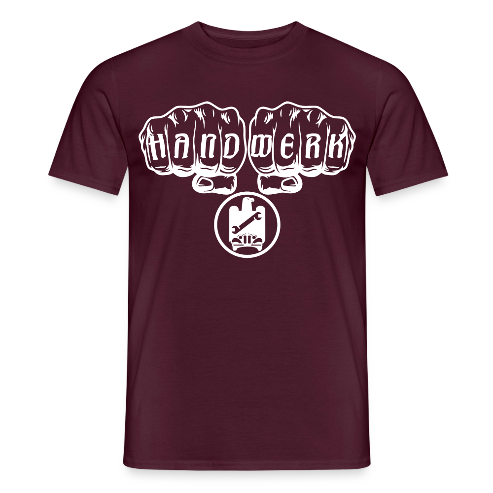 Unisex T-Shirt "KFZ-Mechaniker" von Spreadconnect, Männer T-Shirt mit handwerklichem KFZ-Motiv, bequem und stilvoll.