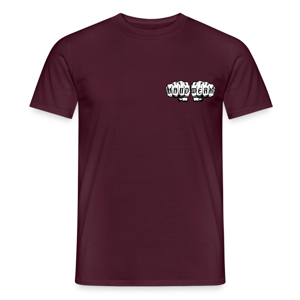 Unisex KFZ-Mechaniker T-Shirt von Spreadconnect, bequemes Männer T-Shirt mit Automobil-Design, vielseitig und modisch.
