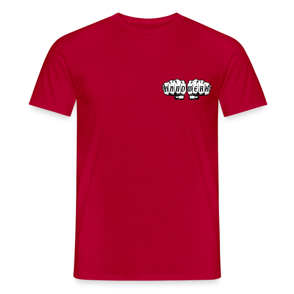 Unisex KFZ-Mechaniker T-Shirt von Spreadconnect, bequemes Männer T-Shirt mit Auto-Design auf weißem Stoff.