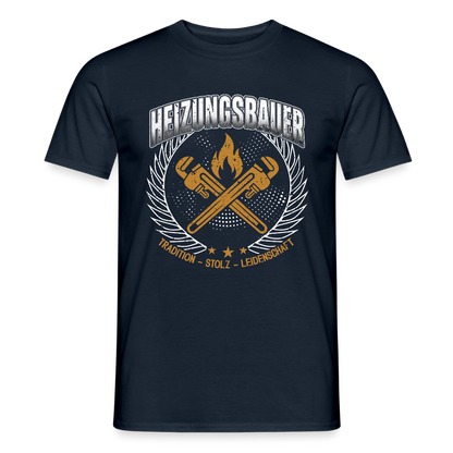 Unisex Heizungsbauer T-Shirt von Spreadconnect, traditionelles Männer T-Shirt mit gedrucktem Design auf weißem Stoff.