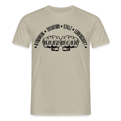 Unisex T-Shirt "Tradition/Stolz/Leidenschaft" Sandbeige Männer T-Shirt
