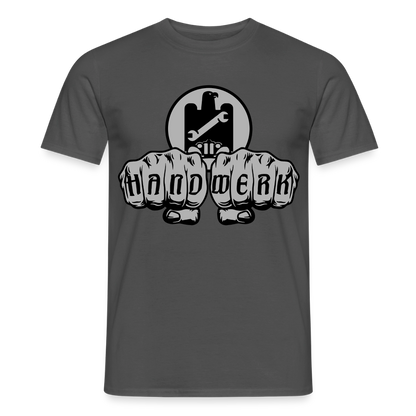 Unisex KFZ-Mechaniker T-Shirt von Spreadconnect, bequemes Männer T-Shirt mit Mechaniker-Design in lebendigen Farben.