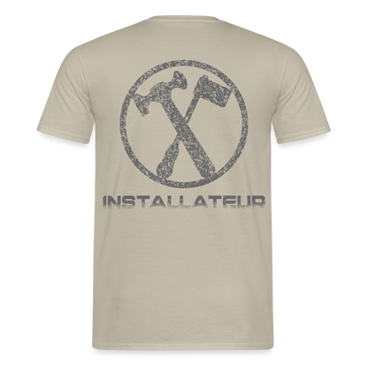 Unisex T-Shirt "Installateur" Sandbeige Männer T-Shirt