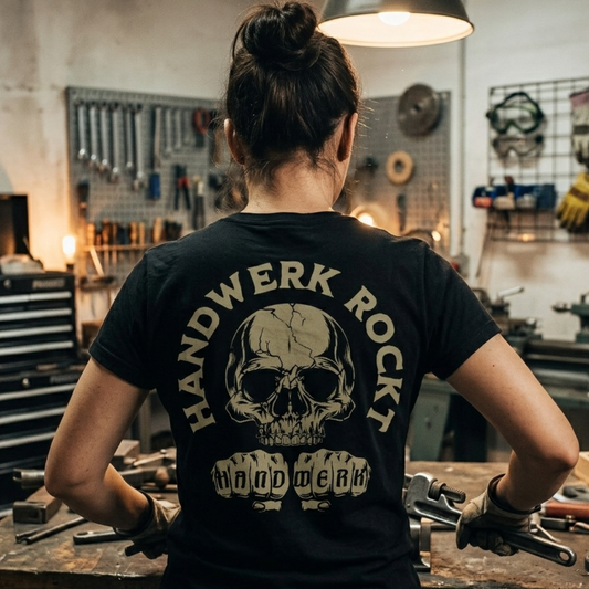 Frauen T-Shirt "Handwerk-Rockt" (beidseitig bedruckt) Frauen T-Shirt {{ color }}