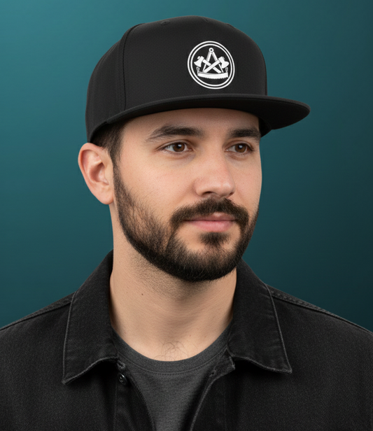 Snap-Back Cap mit Zunftzeichen (weißer Druck)