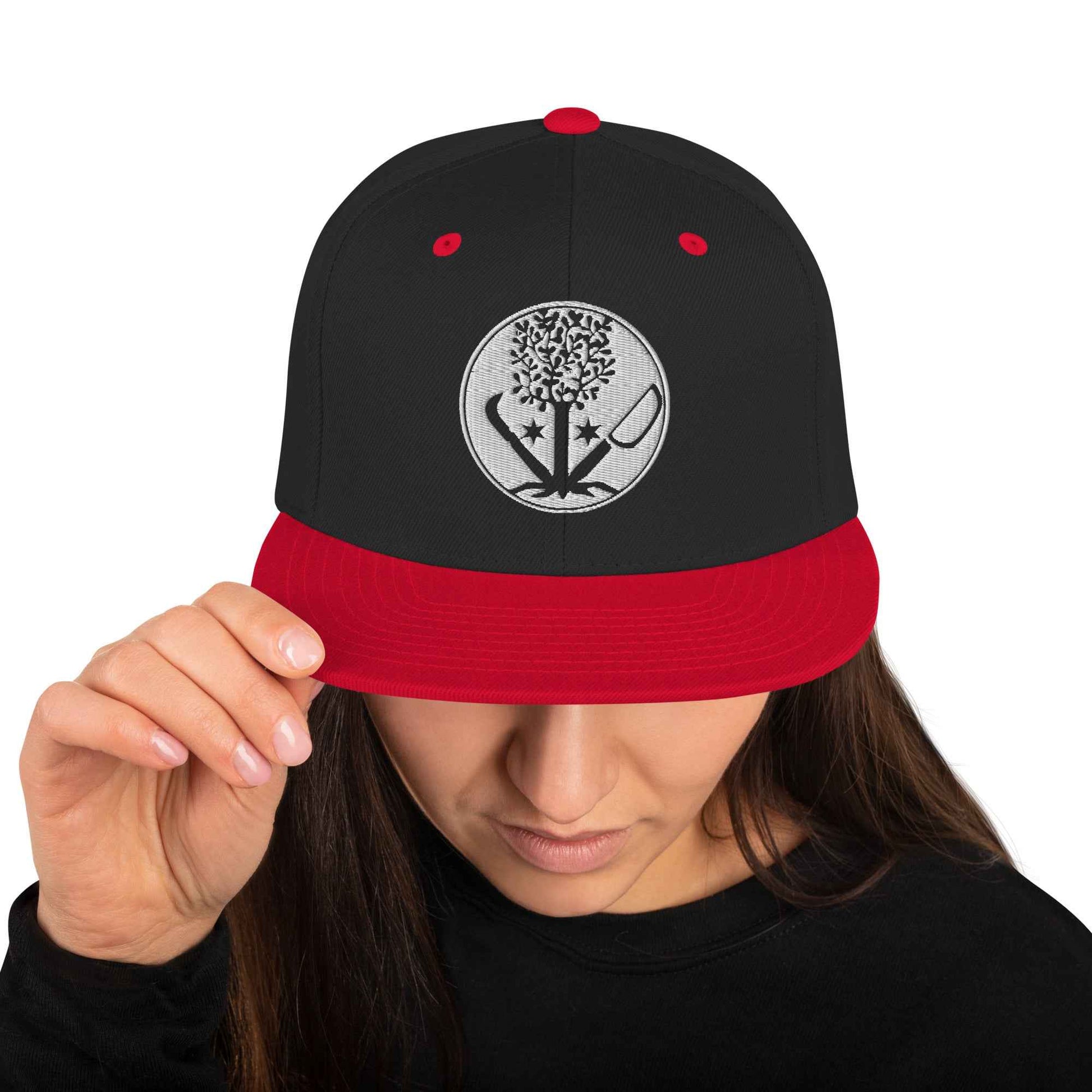 Snapback-Cap "GaLaBauer" bestickt Schwarz Rot