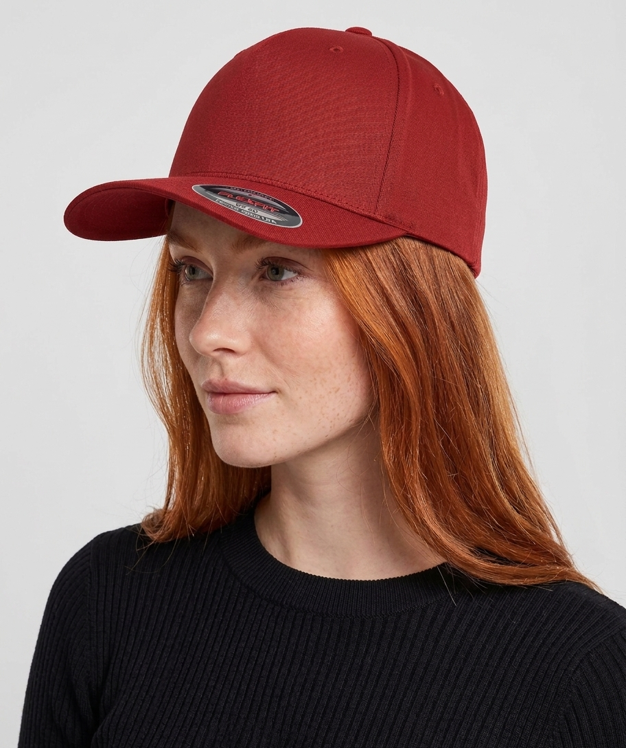 Classic Flexfit Cap mit deinem Logo/Design Rot Flexfit Cap {{ color }}