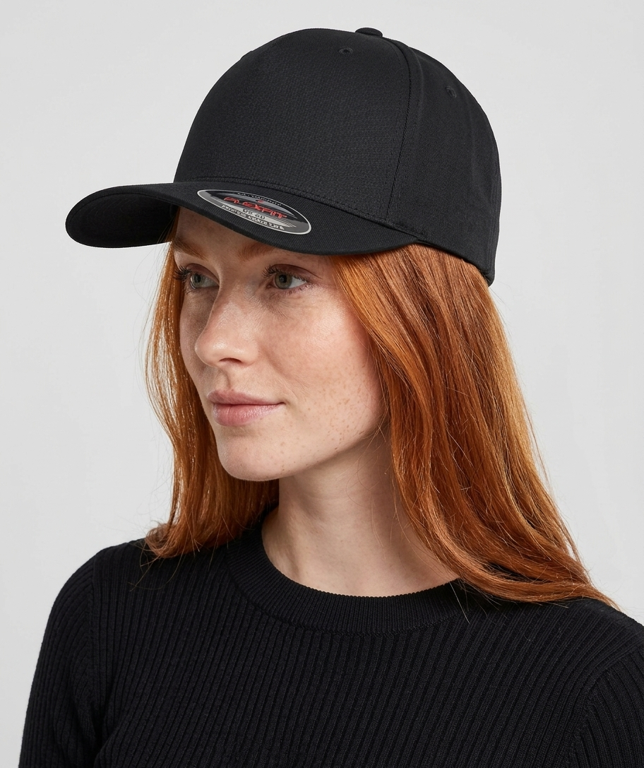 Classic Flexfit Cap mit deinem Logo/Design Schwarz Flexfit Cap {{ color }}