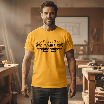 Premium T-Shirt HW-200 | Robust & Vielseitig | Für stolze Handwerker (S-3XL) Gold Männer Gildan Ultra T-Shirt {{ color }}
