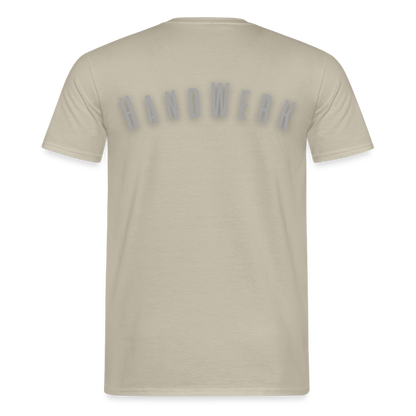 Unisex T-Shirt "Handwerk" Sandbeige Männer T-Shirt {{ color }}
