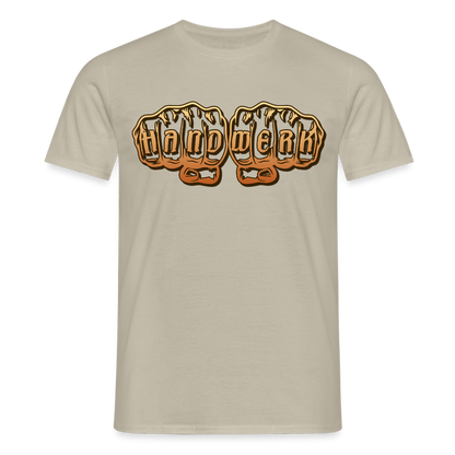 Unisex T-Shirt "Handwerk" Sandbeige Männer T-Shirt {{ color }}